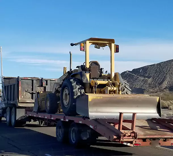 Colorado Springs Construction Equipment Hauler: Your Trusted Construction Equipment Shipping Service